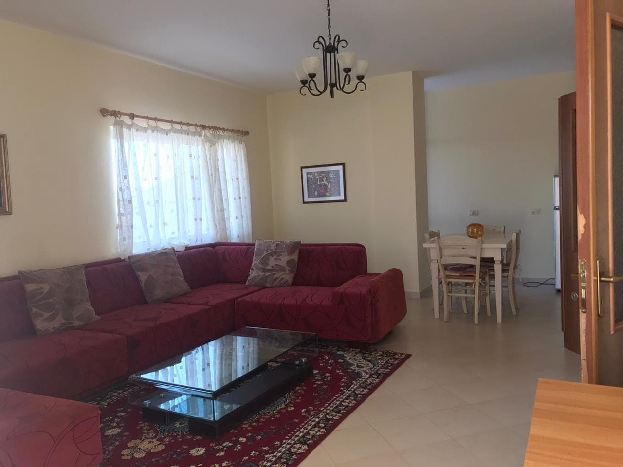SHITET APARTAMENT 2+1+ VERANDE + GARAZHD,PRANE DREJTORISE SE POLICISE,DURRES . 2