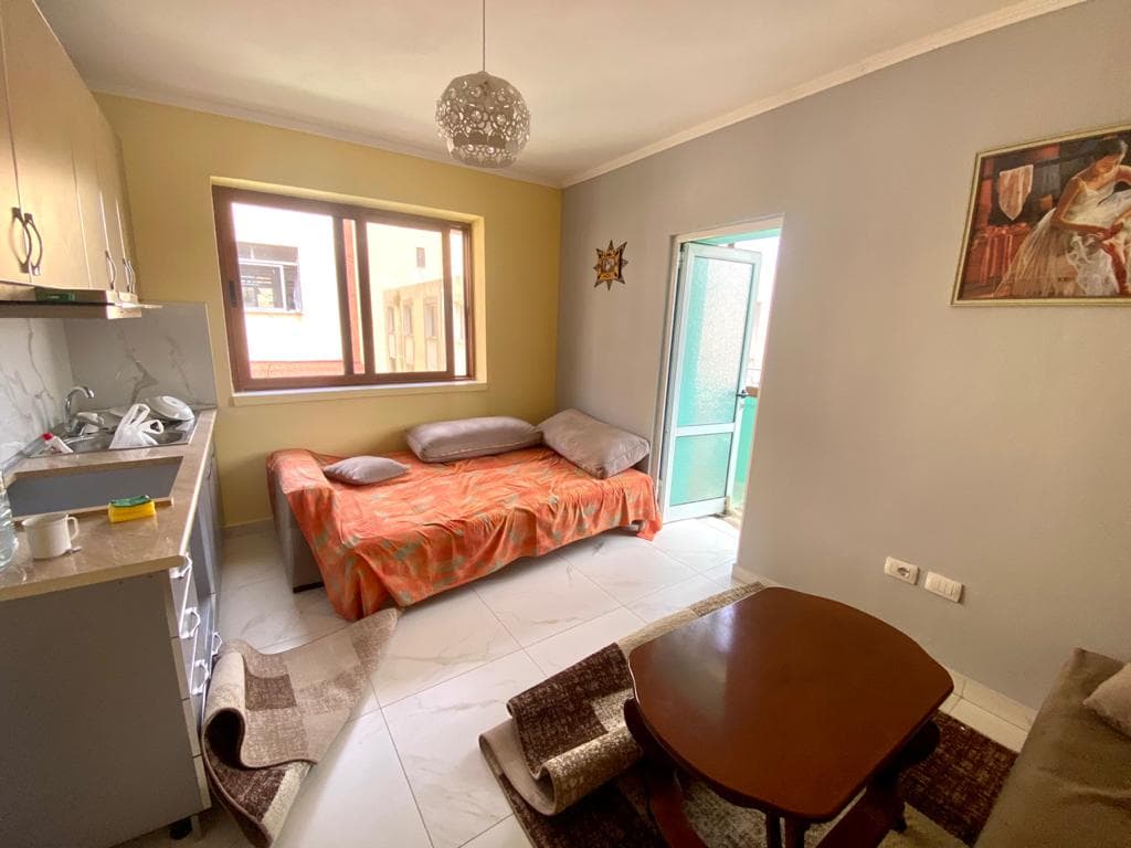 SHITET APARTAMENT 1+1 PRANE SIGURIMEVE SHOQERORE, DURRES. 2