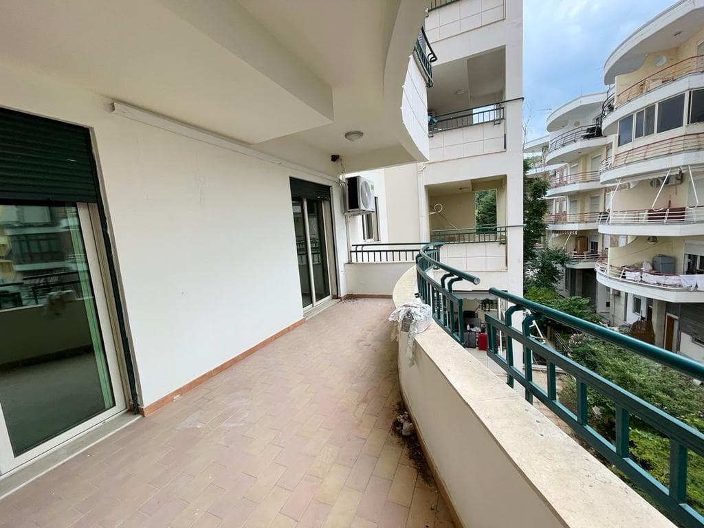 SHITET APARTAMENT 2+1 PRANE HOTEL ANDI SHKEMBI I KAVAJES,DURRES. 3