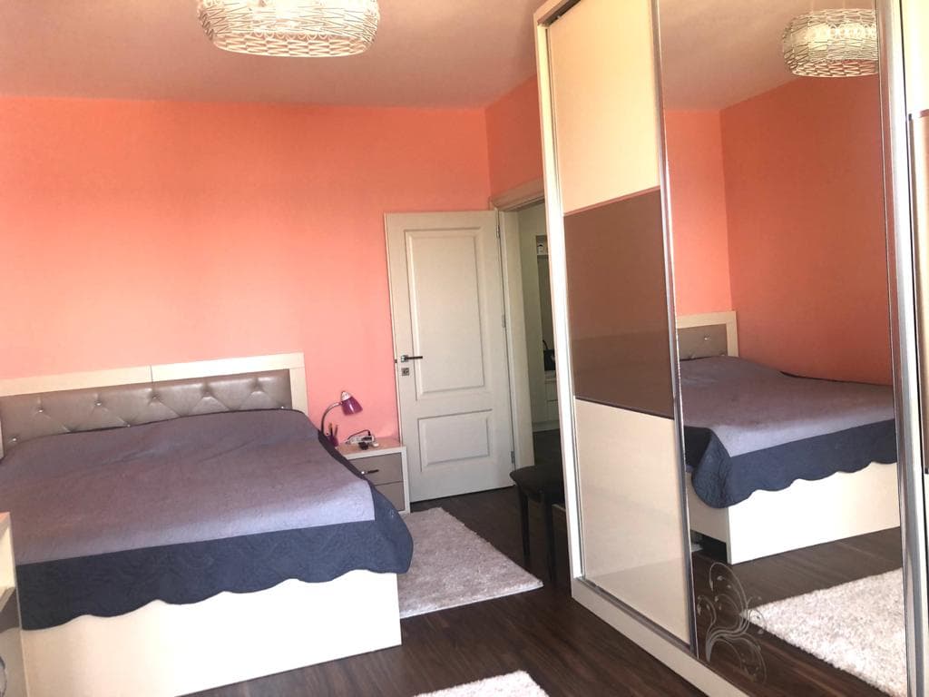 SHITET APARTAMENT 2+1 PRANE RESTORANT DELUX , PLAZH, DURRES. 3