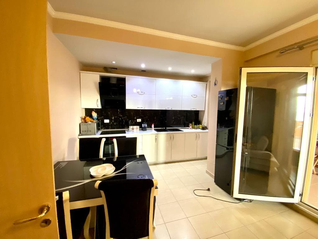 SHITET APARTAMENT PRANE KOMPLEKSIT ROTONDA NE PLAZH, DURRES. 2