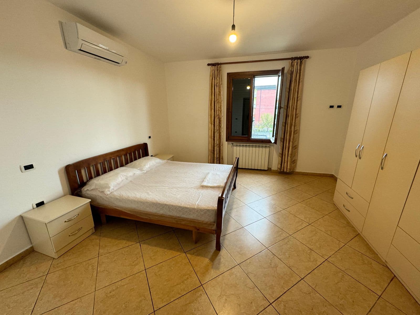 JEPET ME QERA APARTAMENT 1+1, KENETE, DURRES. 3