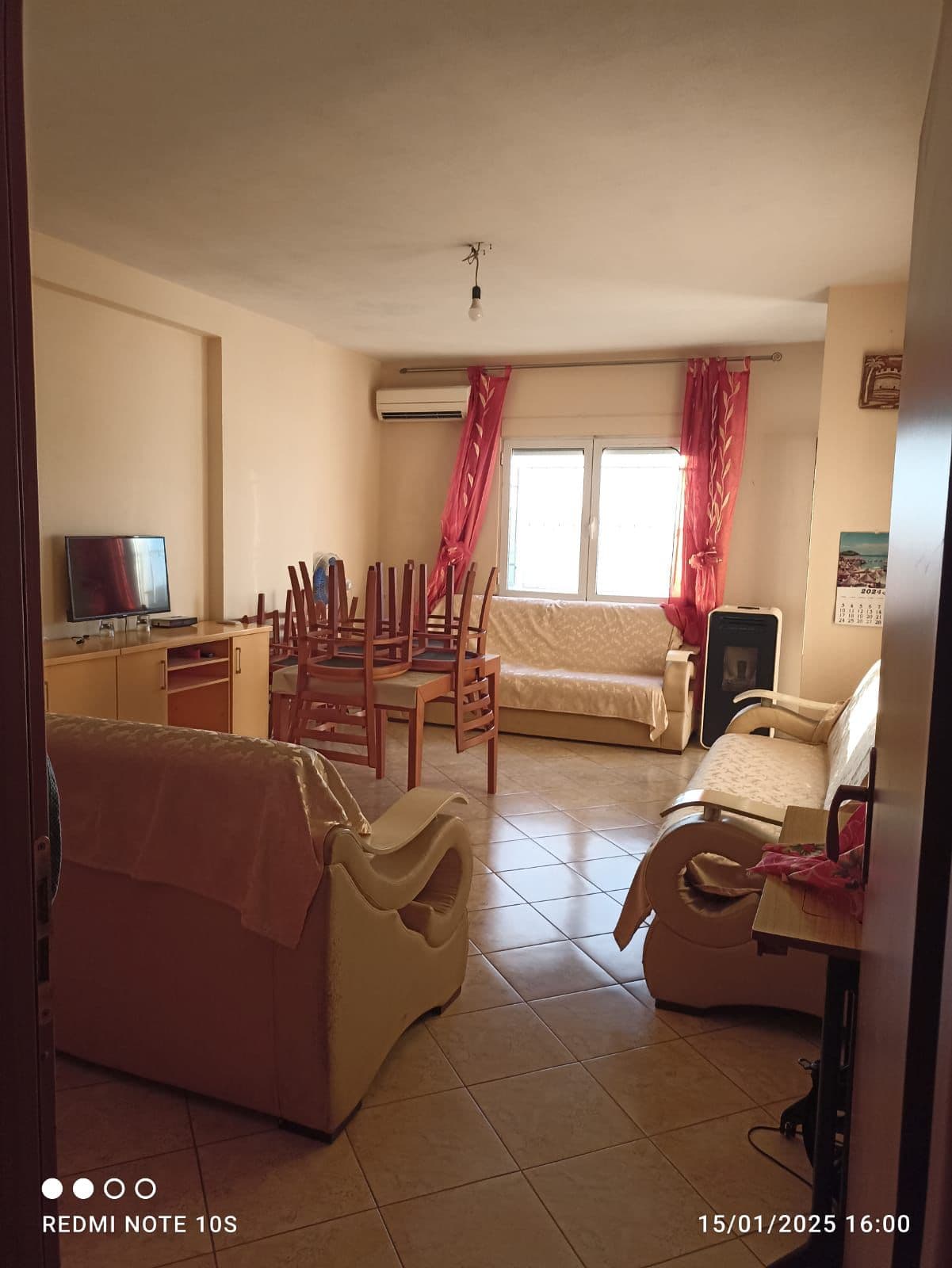 SHITET APARTAMENT 2+1 PRANE URT DURRES