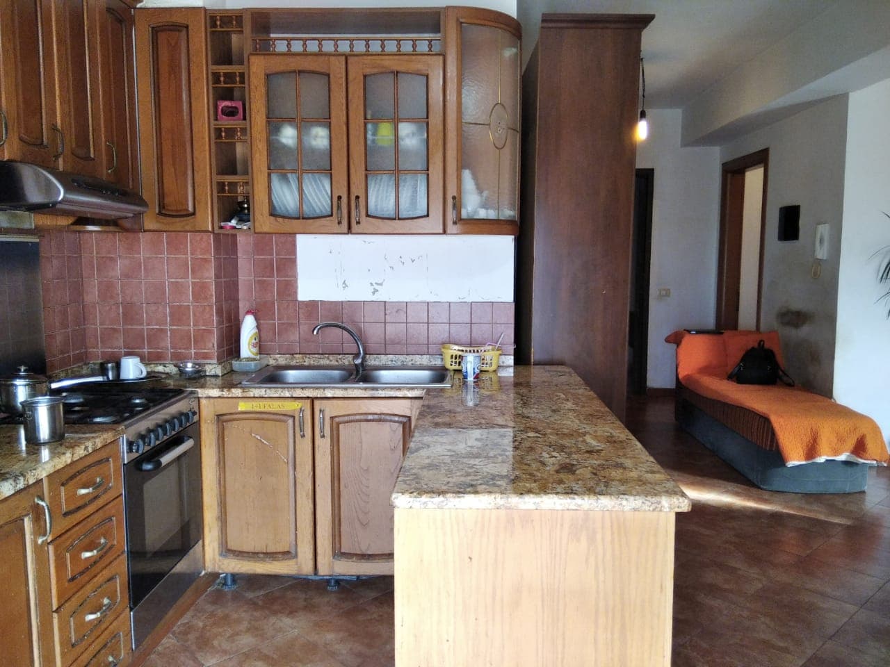 SHITET APARTAMENT 2+1+VERANDE,ME SUPER PAMJE, CURRILA,DURRES. 3