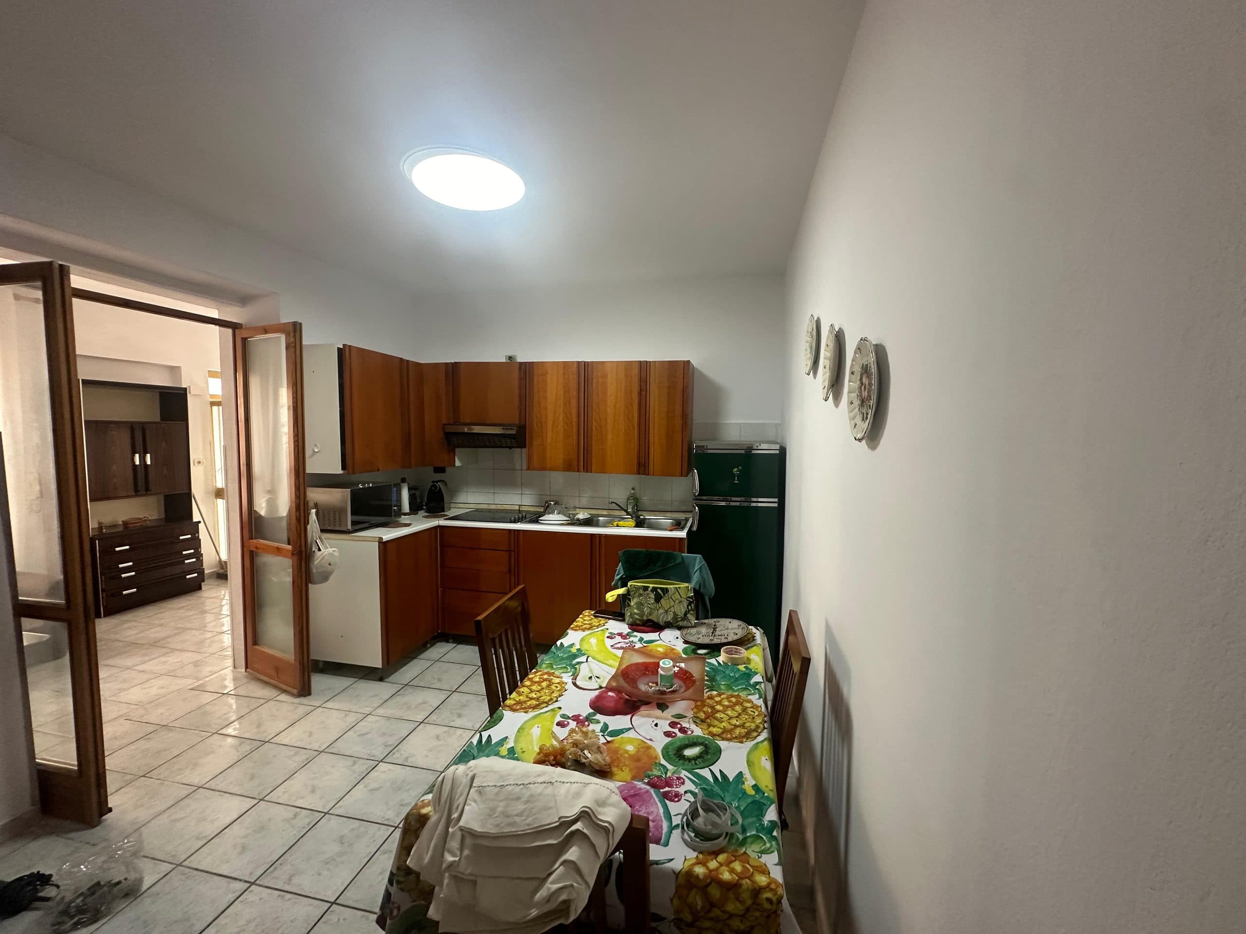 JEPET ME QERA APARTAMENT 2+1, PRANE GJYKATES, DURRES. 3