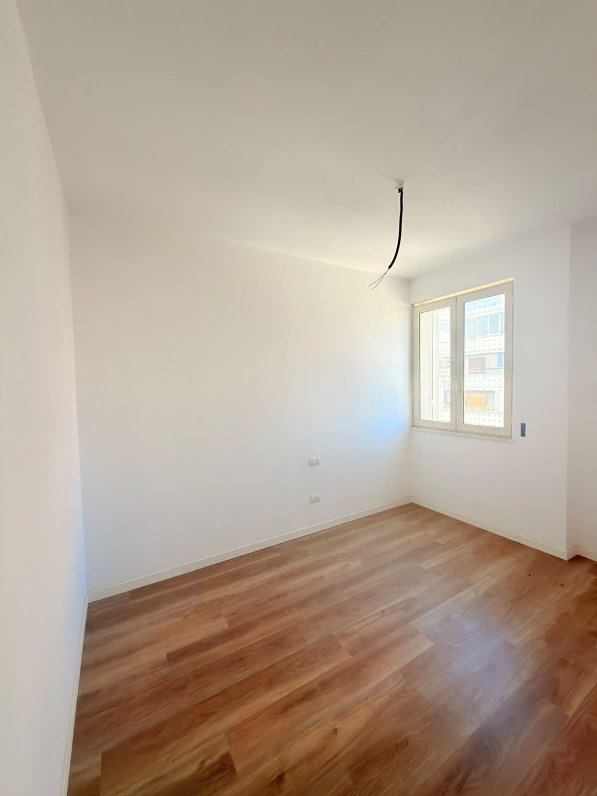 SHITET APARTAMENT 2+1 RRUGA E PORTIT, DURRES 4