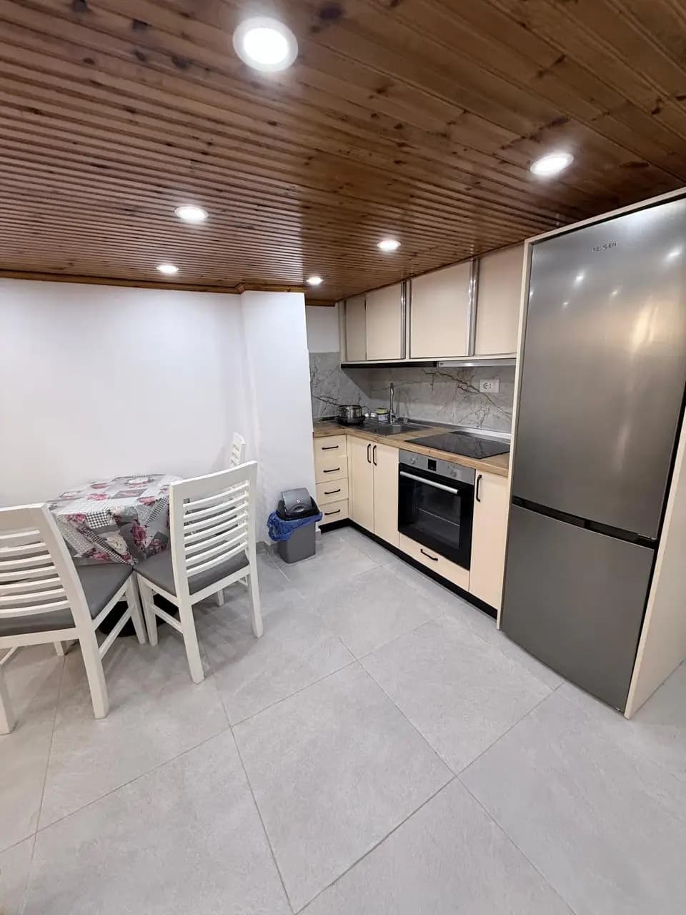 JEPET ME QERA DUPLEX ZONA PLAZHIT 2