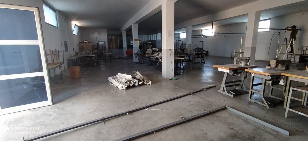 JEPET ME QERA AMBIENT BIZNESI SHKOZET,DURRES. 3
