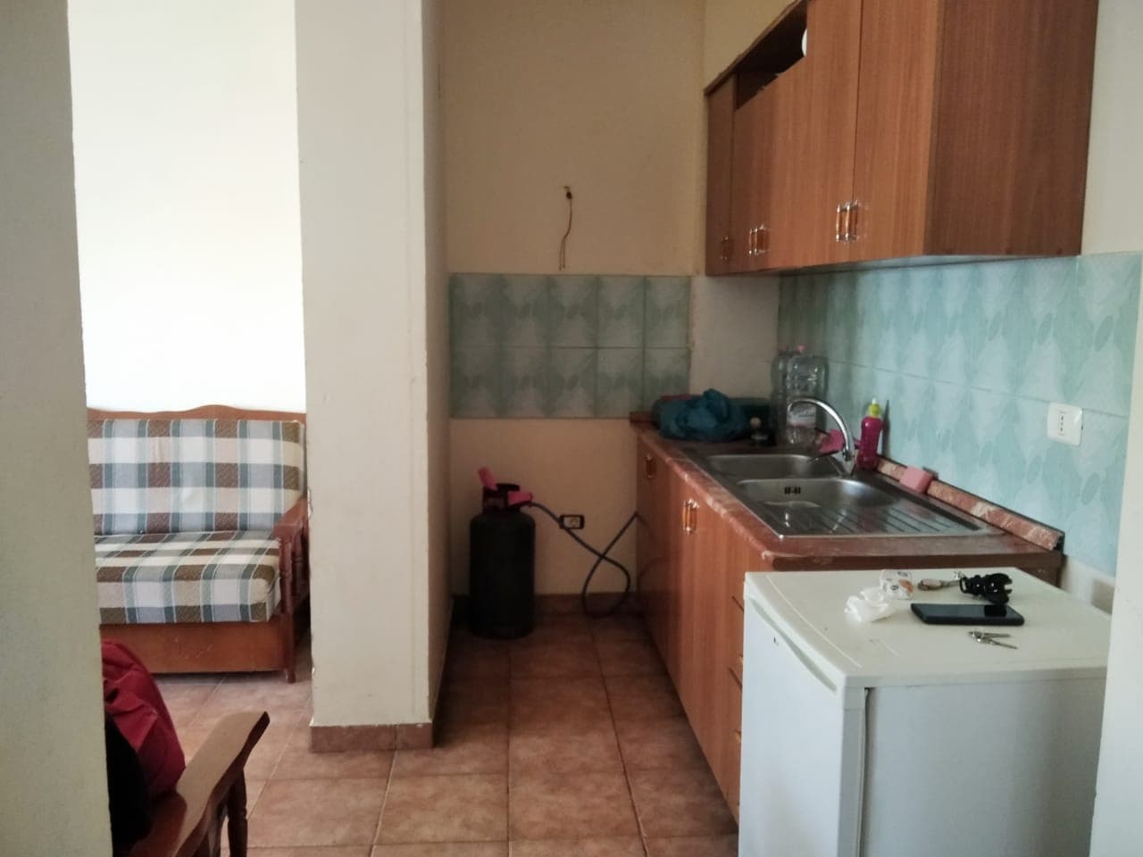 SHITET APARTAMENT 1+1 PRANE HOTEL FLORIDA,PLAZH,DURRES 2