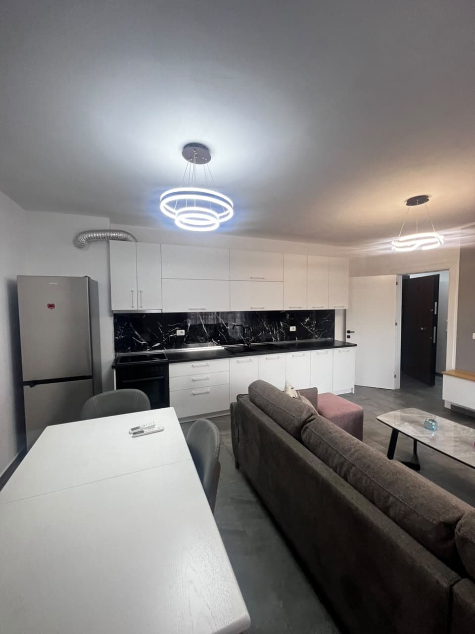 JEPET ME QERA APARTAMENT 1+1 RRUGA E FRIGORIFERIT PLAZH, DURRES 4