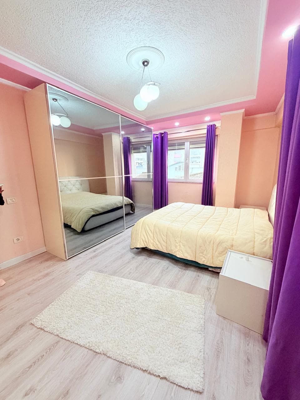 JEPET ME QERA APARTAMENT 2+1 VOLLGA DURRES