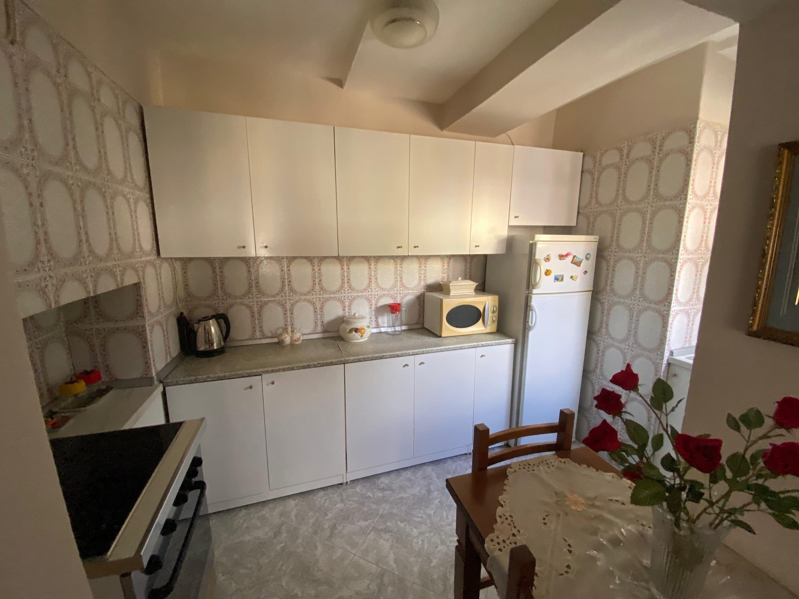 JEPET ME QERA APARTAMENT 2+1, BULEVARDI KRYESOR,DURRES. 3