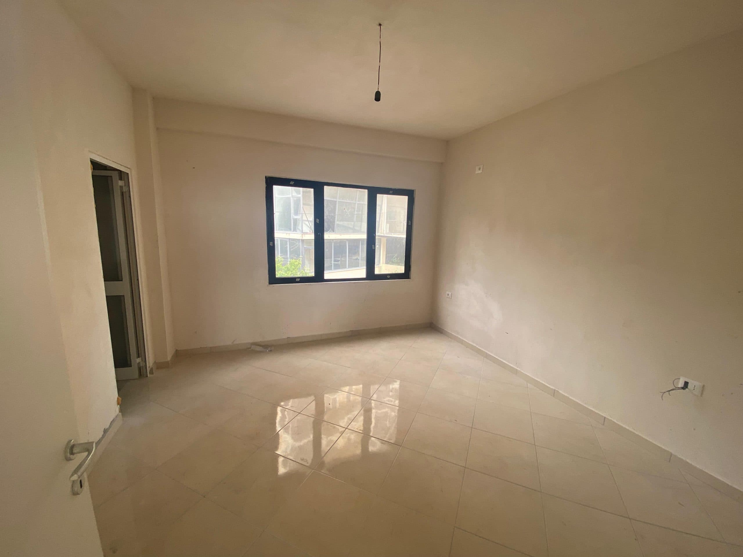 SHITET APARTAMENT ME PAMJE NGA DETI 2+1+2, VILA E ZOGUT, DURRES. 3