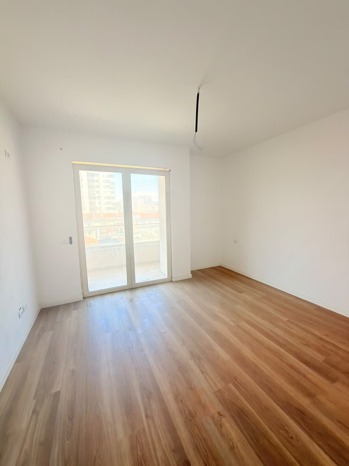 SHITET APARTAMENT 2+1 RRUGA E PORTIT, DURRES 3