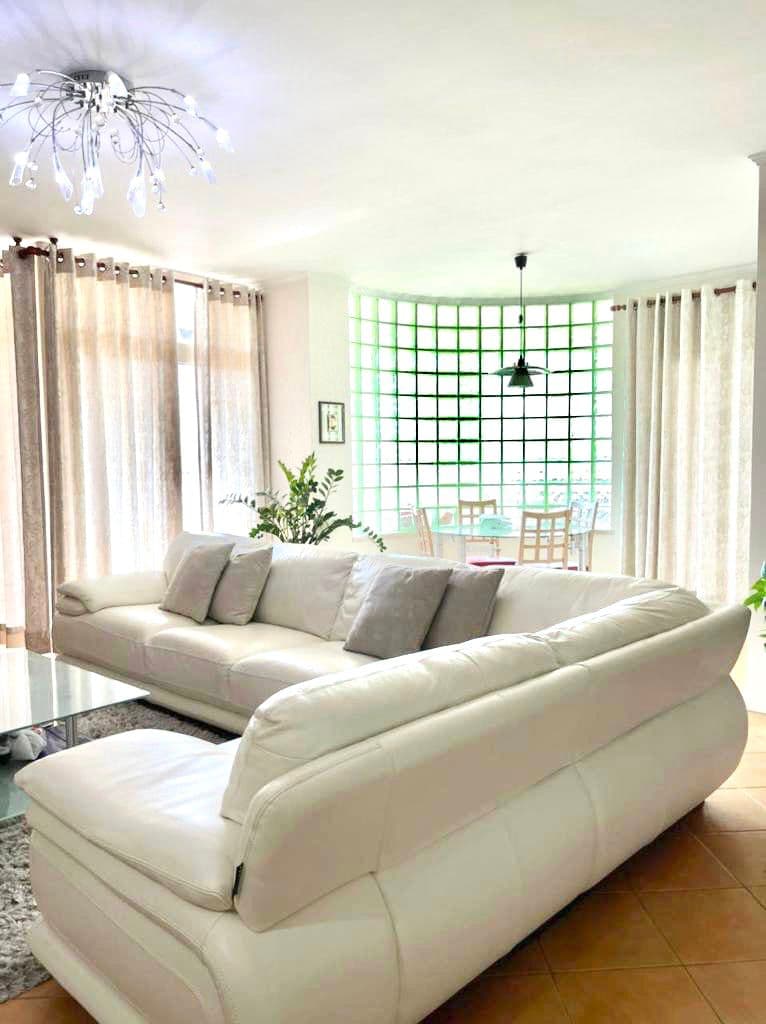 SHITET APARTAMENT 3+1+2 PRANE PALLATIT TE KULTURES, DURRES. 3