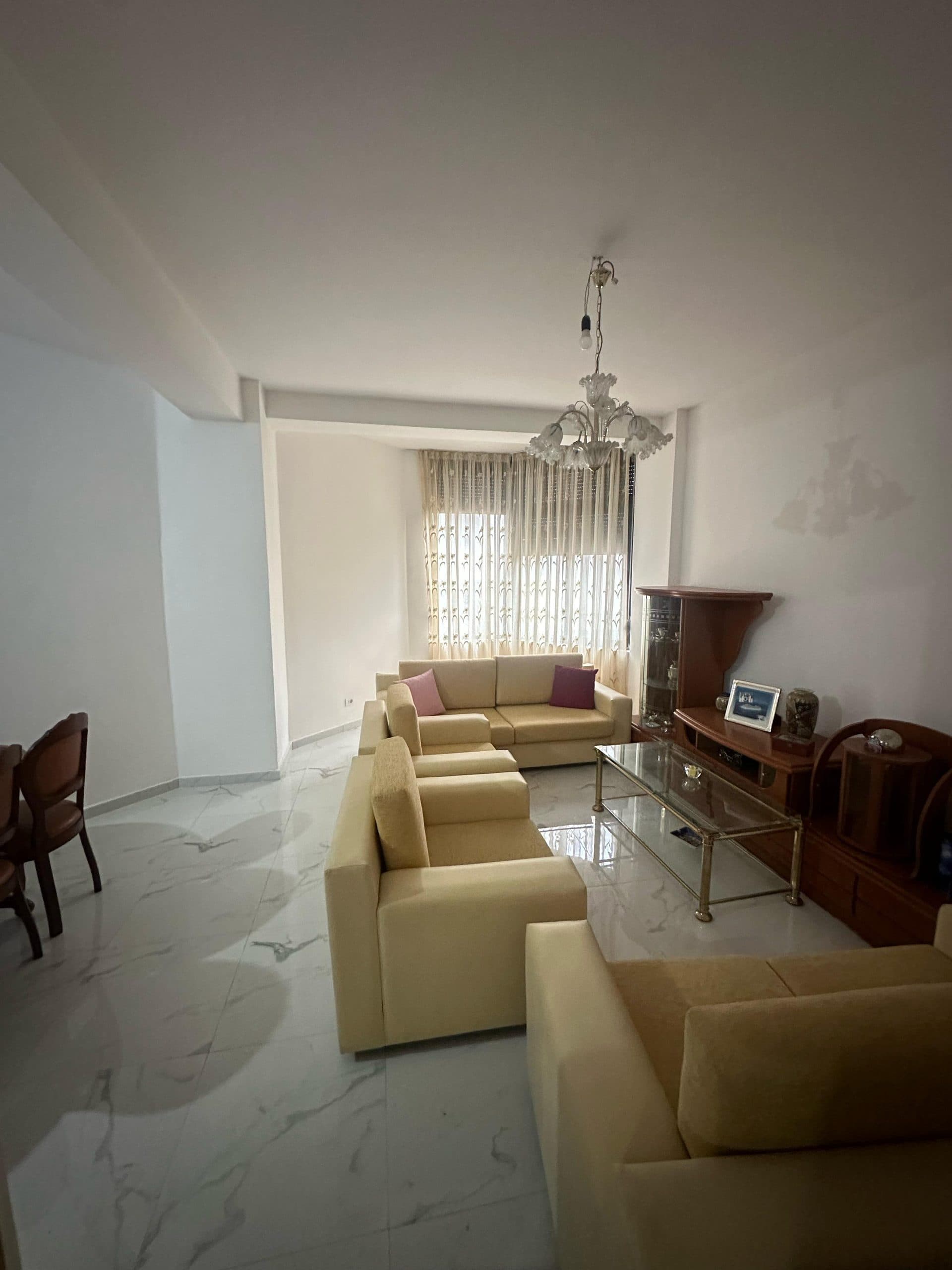 SHITET APARTAMENT 3+1+GARAZH, KALI I TROJES, PLAZH, DURRES.