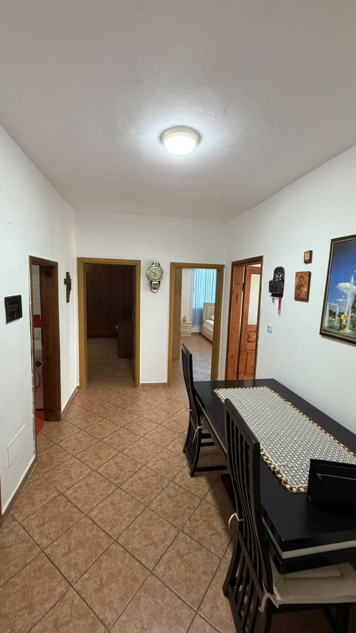 JEPET ME QERA APARTAMENT 3+1 ZONA VILA E ZOGUT, DURRES