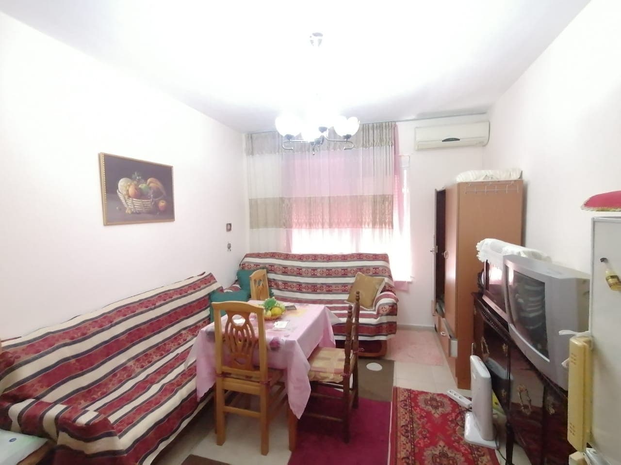 SHITET GARSONIERE PRANE HOTEL FLORIDES, PLAZH, DURRES.