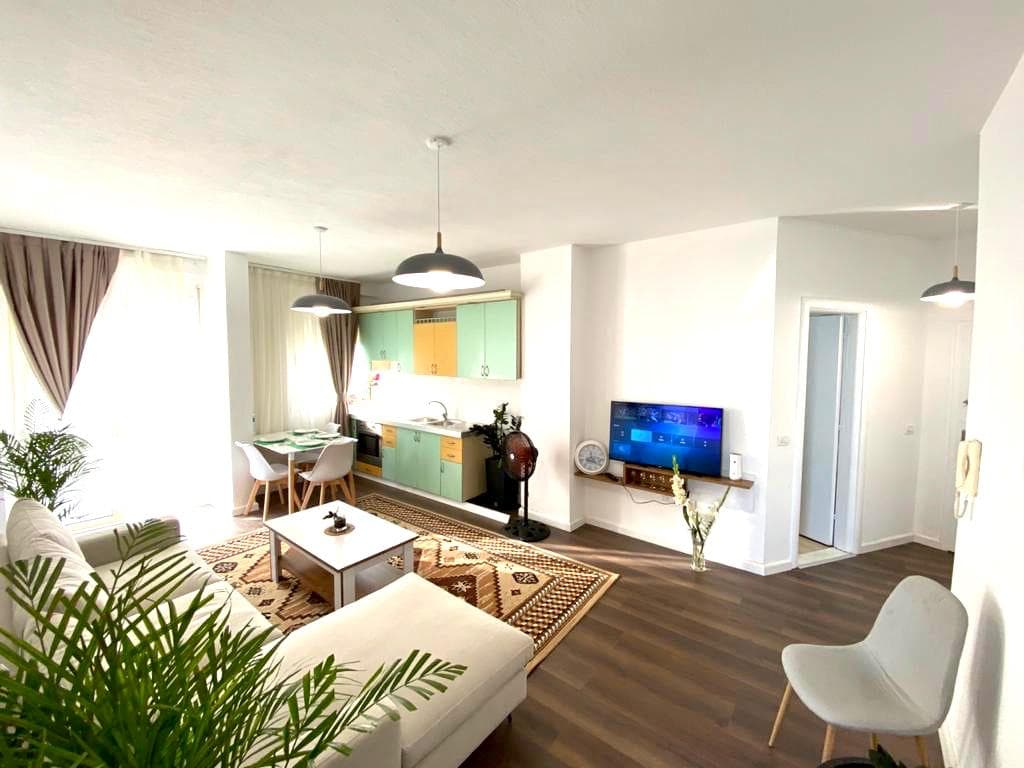 SHITET APARTAMENT 2+1, PERBALL VILA KORAL,PLAZH DURRES! 2