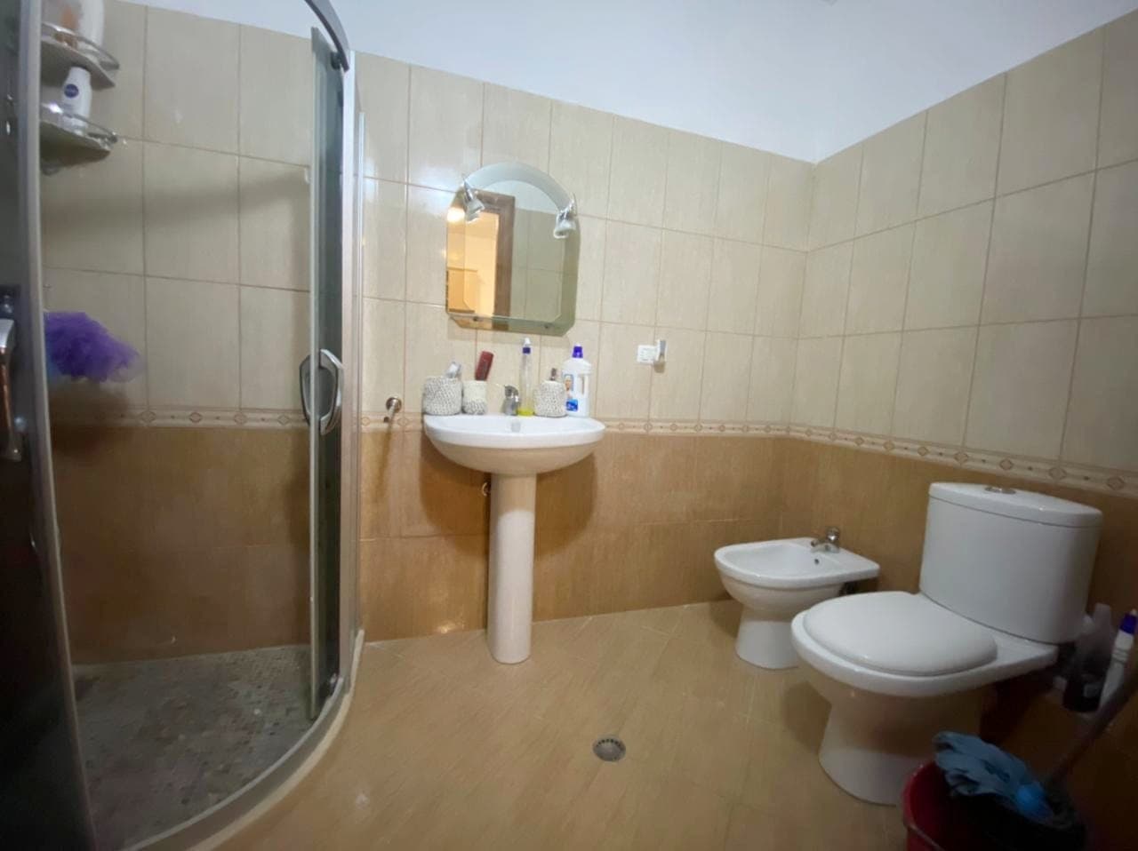 SHITET APARTAMENT 1+1 PRANE UJESJELLSIT,LAGJA 17, DURRES. 4