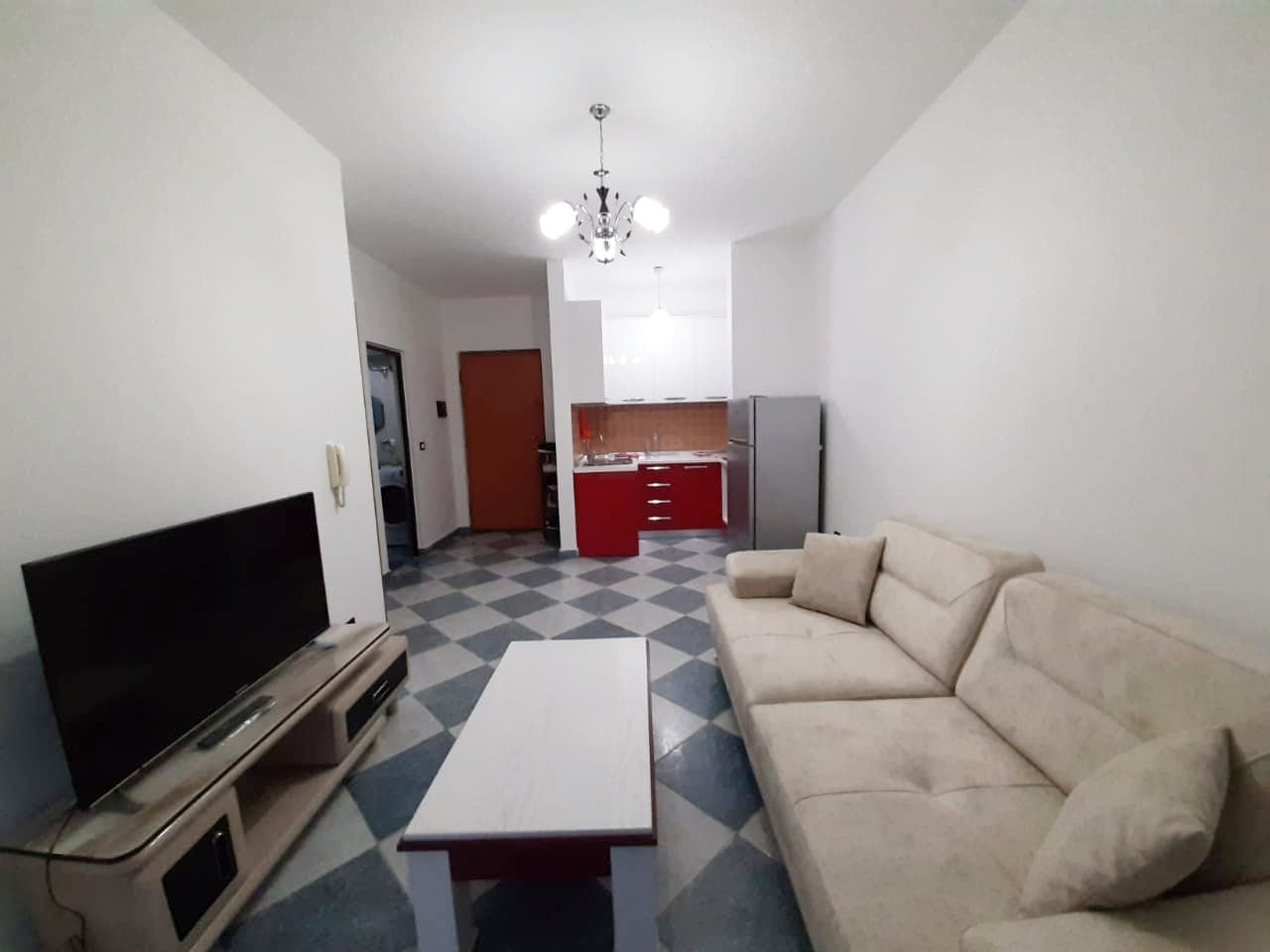 SHITET APARTAMENT 1+1 PRANE HOTEL ADRIATIK,PLAZH,DURRES.