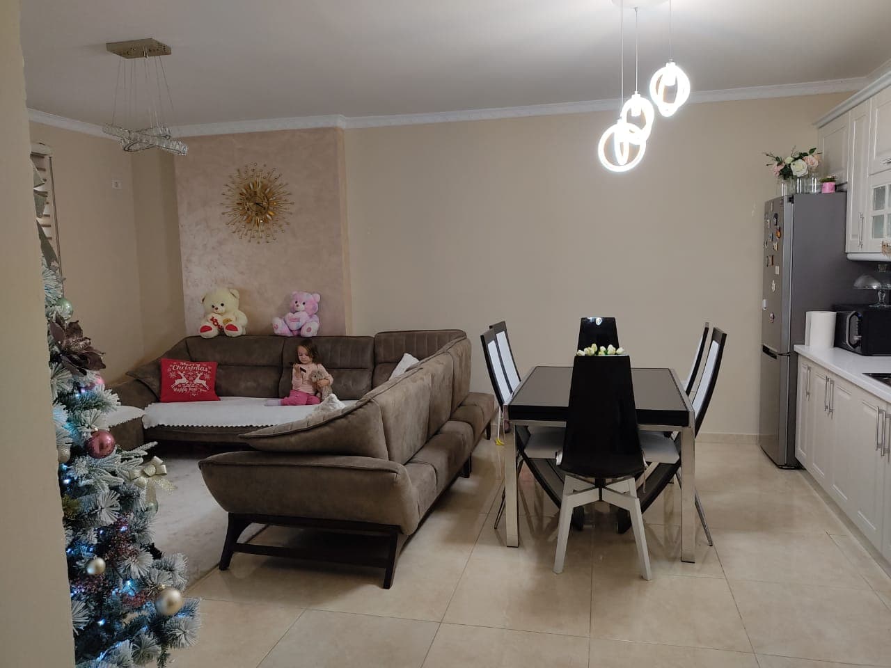 SHITET APARTAMENT 1+1 TEK LAGJA 18 , DURRES .