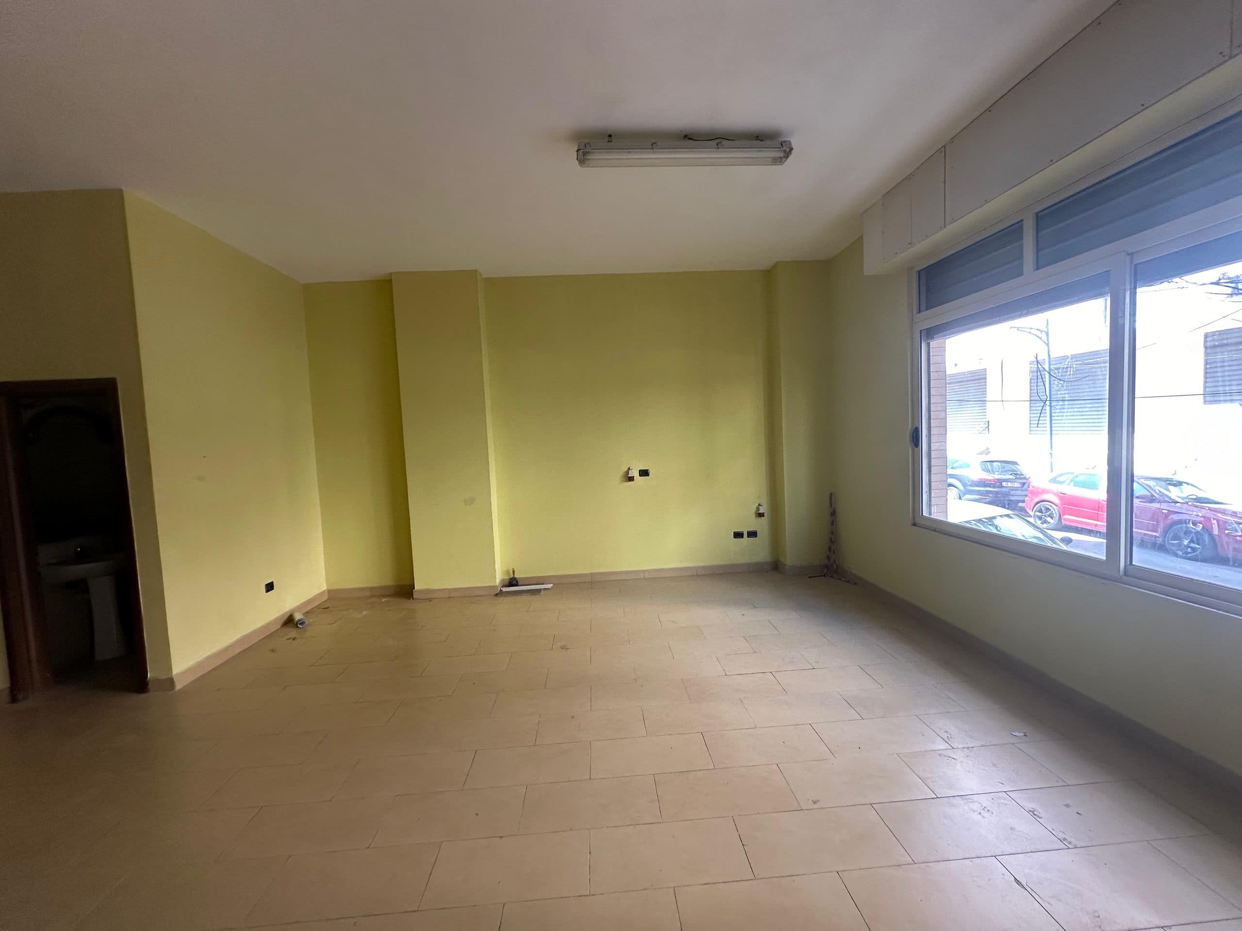 JEPET ME QERA NJESI BIZNESI, LAGJJA 5 MBRAPA KAZAZIT, DURRES.