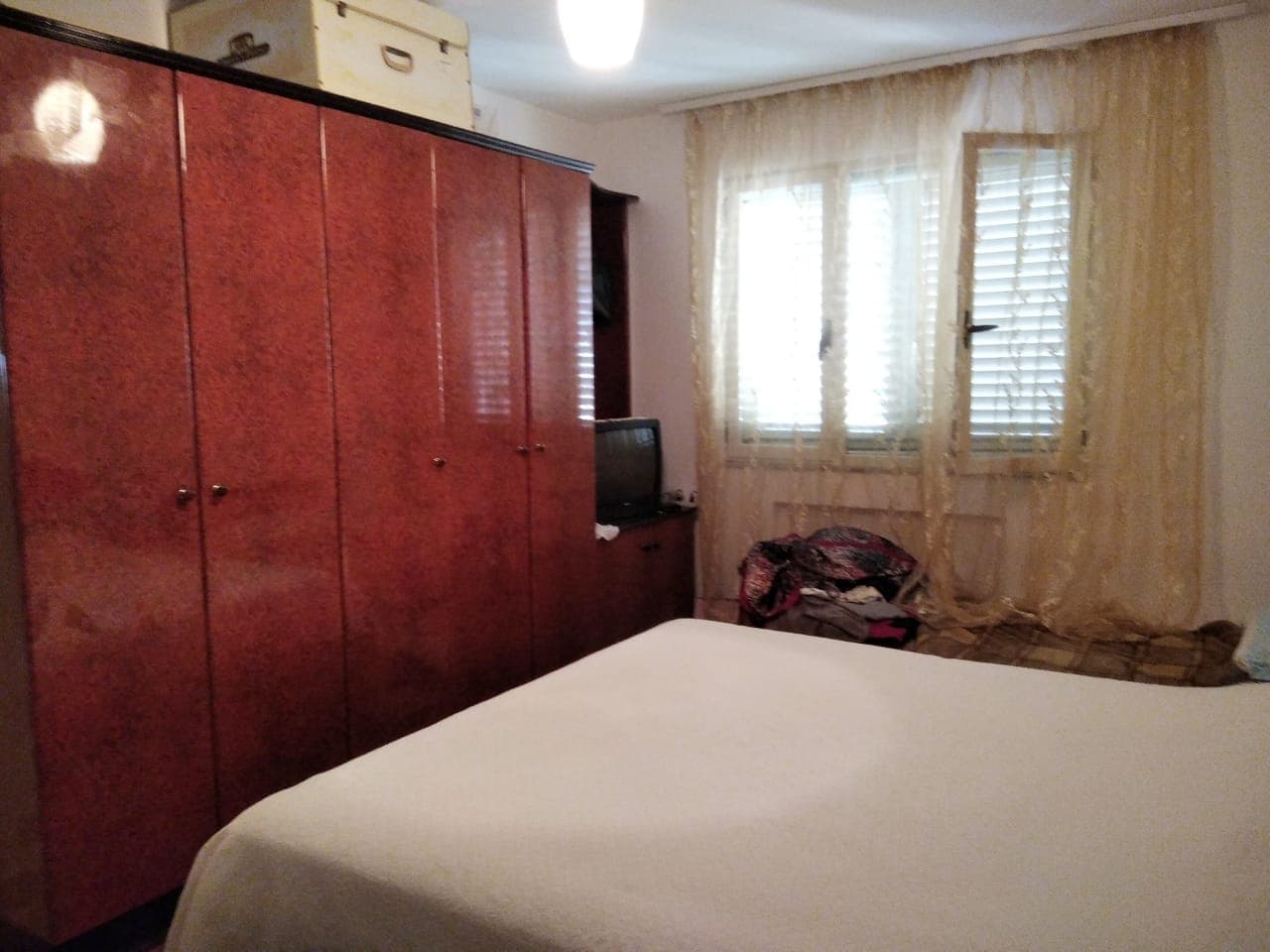 SHITET APARTAMENT 2+1 NE BULEVARDIN KRYESOR, PRANE AKULLORE BLLACA,DURRES. 4