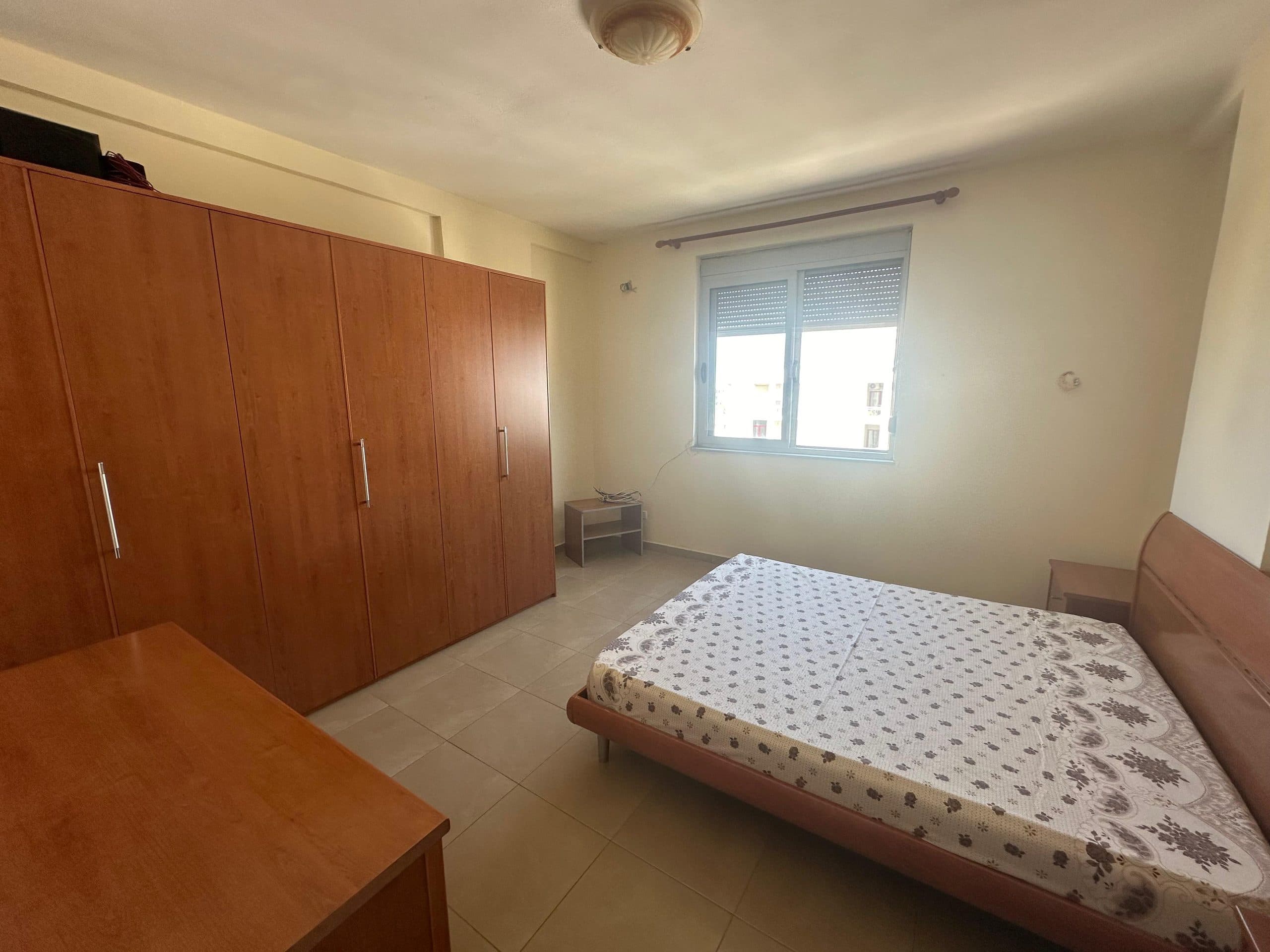 JEPET ME QERA APARTAMENT 2+1, PLAZH, DURRES. 2