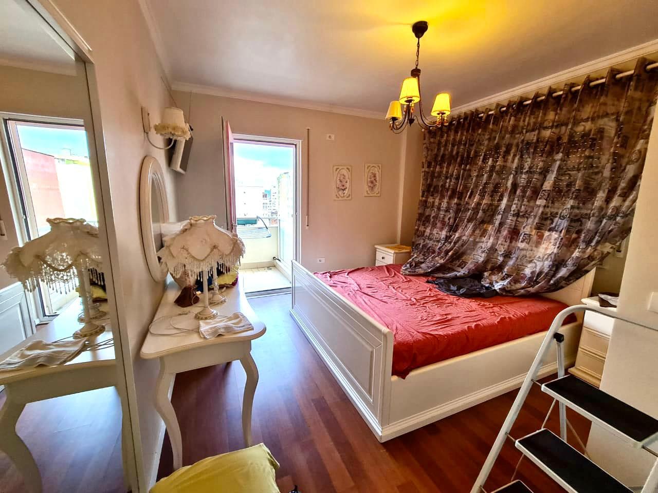 SHITET APARTAMENT 2+1 PRANE ISH RAJONIT, DURRES. 4