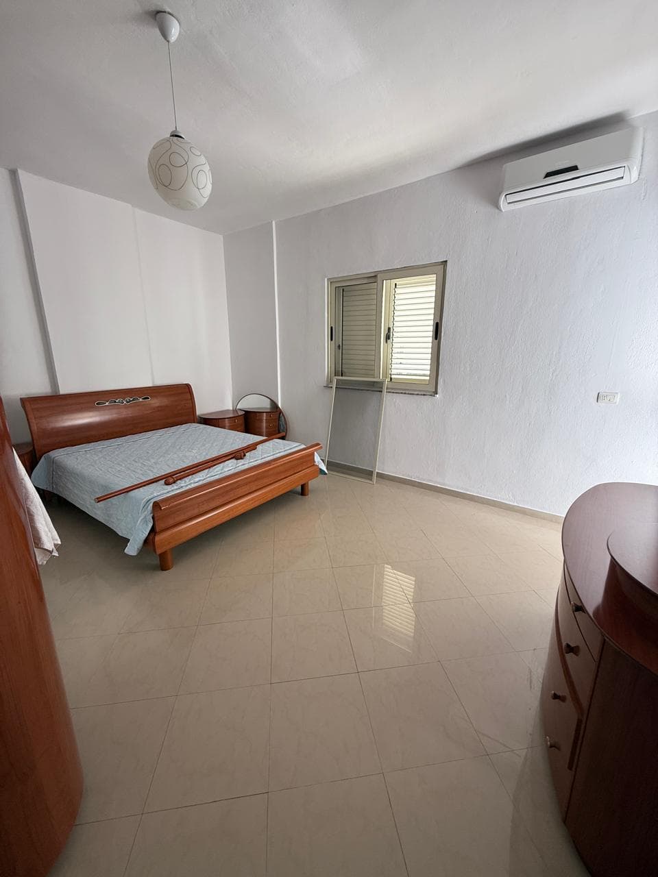 SHITET APARTAMENT 2+1 TEK KAZAZI DURRES 4