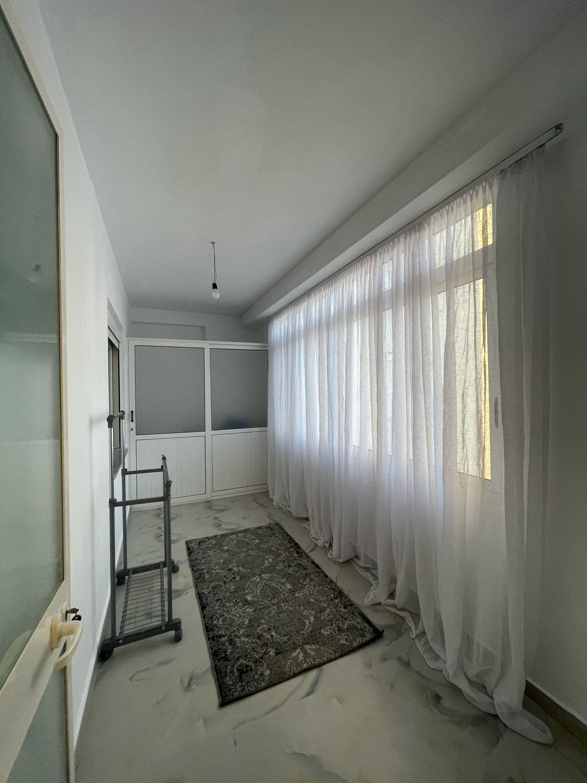 JEPET APARTAMEN ME QERA 1+1 ISH URT , DURRES. 3