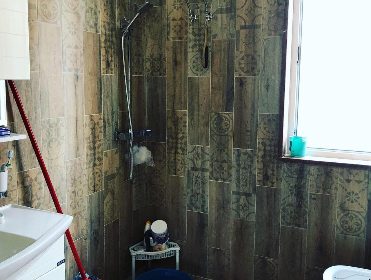 SHITET SHTEPI PRIVATE+MAGAZINE NE FLLAKE,DURRES!