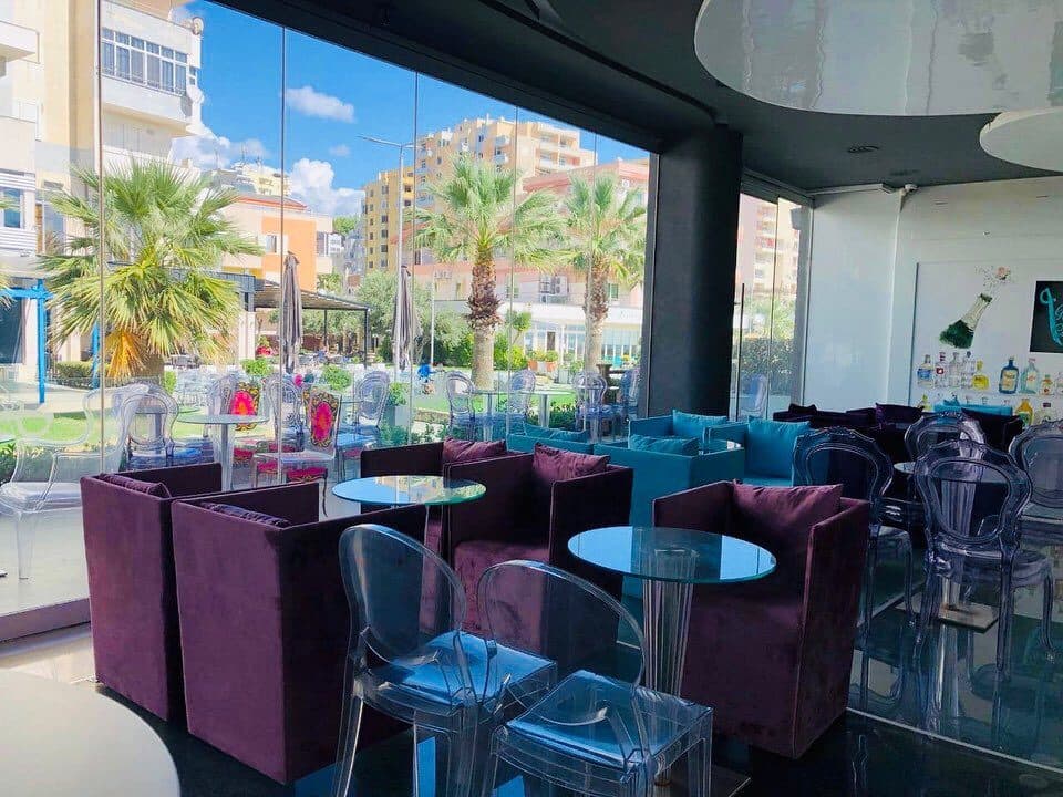 JEPET ME QERA AMBJENT BIZNESI NE VOLLGA,DURRES! 2