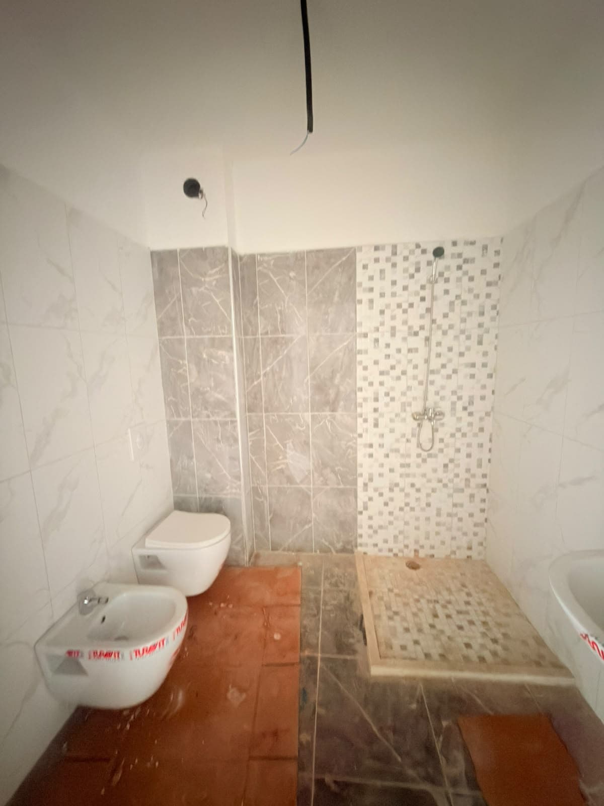 SHITET APARTAMENT 2+1 RRUGA E PORTIT, DURRES 4