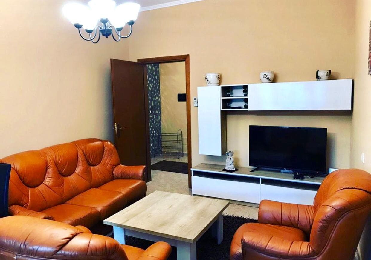 SHITET APARTAMENT 1+1, SIPER BAR OSLO , VOLLGA , DURRES. 2