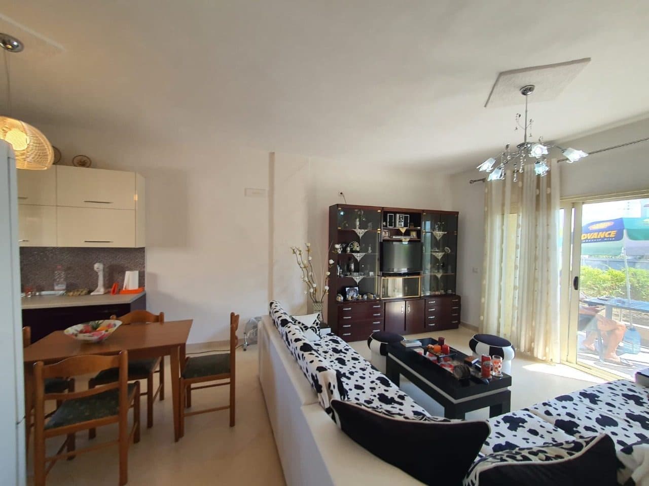 JEPET ME QERA VILE,PRANE GJYKATES APELIT,SHKOZET,DURRES. 3