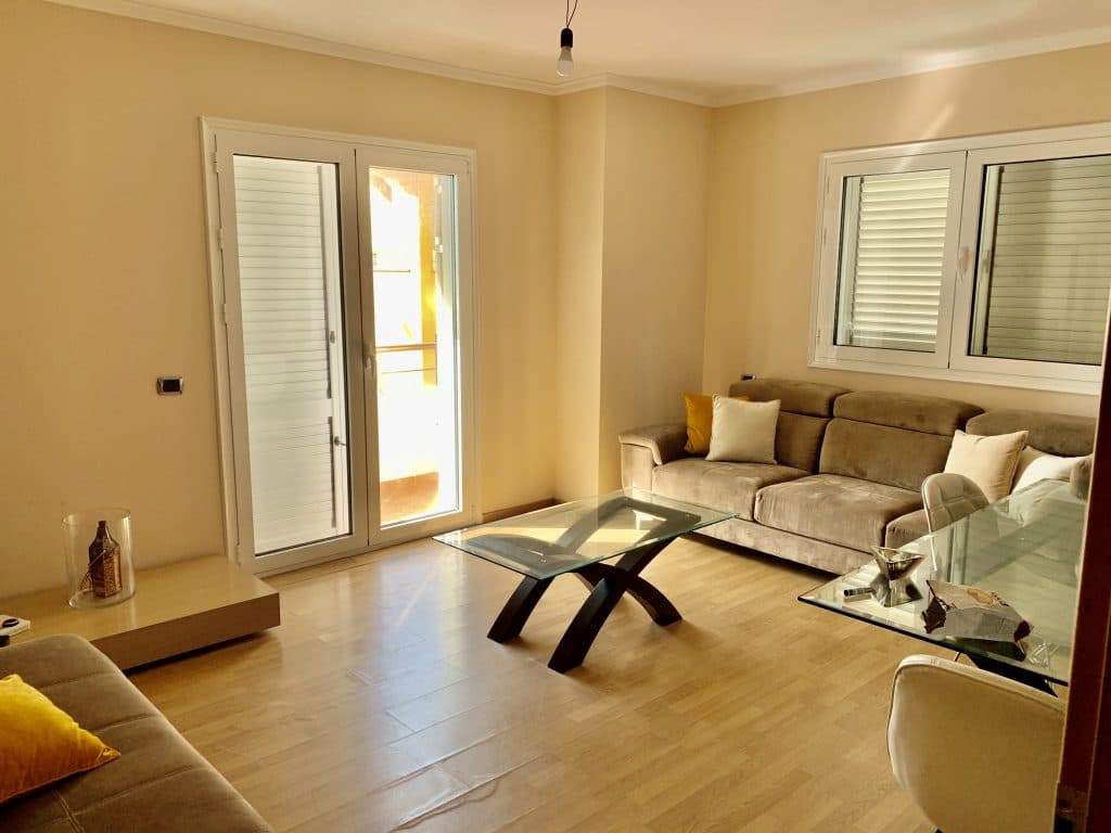 JEPET ME QERA APARTAMENT 2+1 PERBALL DETIT PLAZH,DURRES!