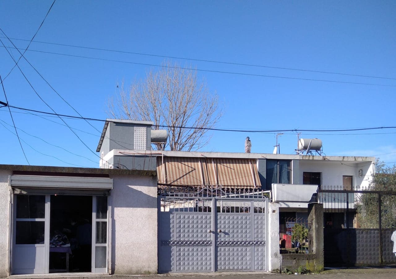 SHITET SHTEPI PRIVATE KATI I 2 2+1+ AMBIENT BIZNESI , PRANE TREGUT FRUTA PERIME NISHTULLA.DURRES.