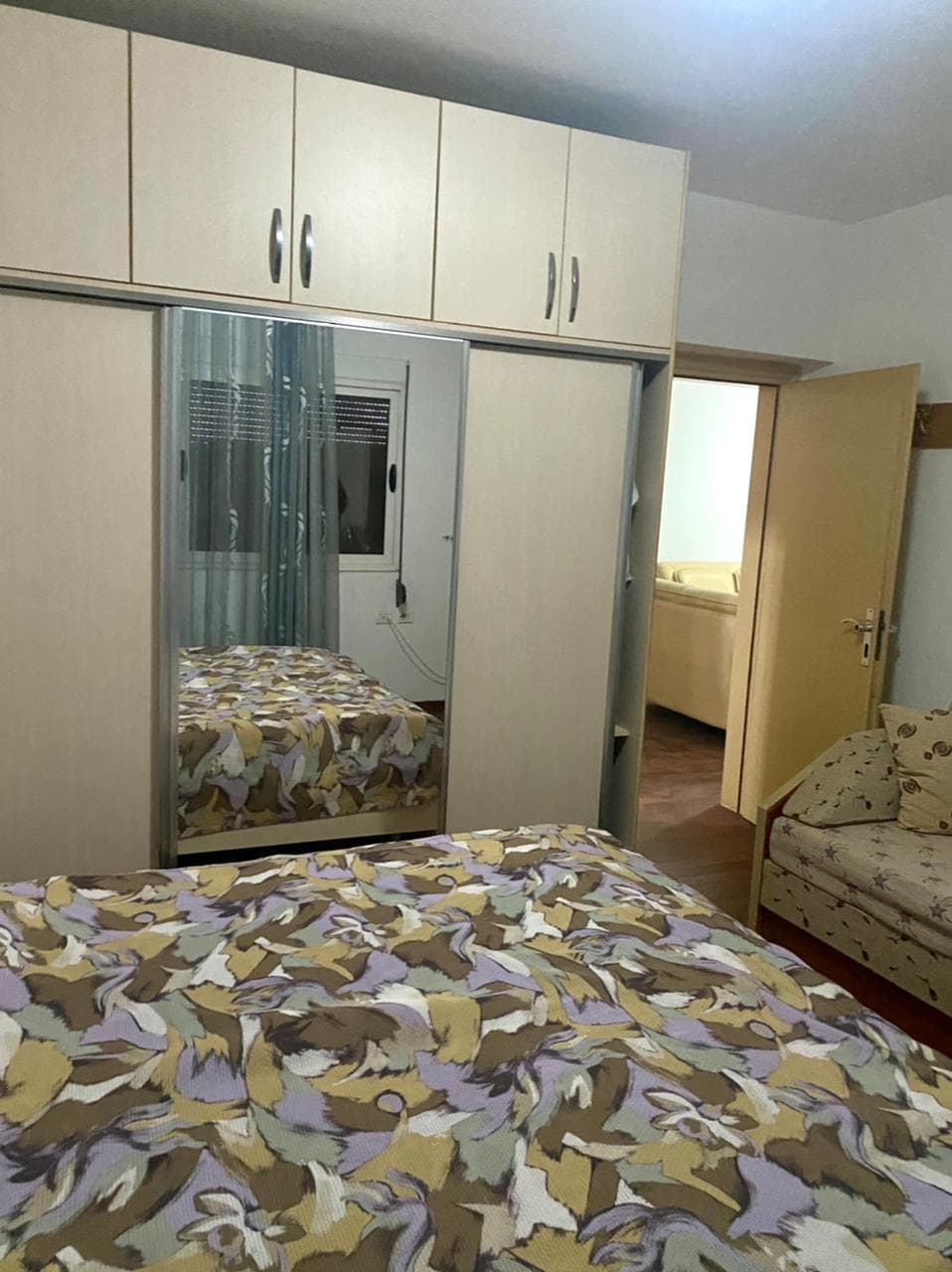 SHITET APARTAMENT 2+1 LAGJA 17 PRANE UJESJELLESIT, DURRES. 4