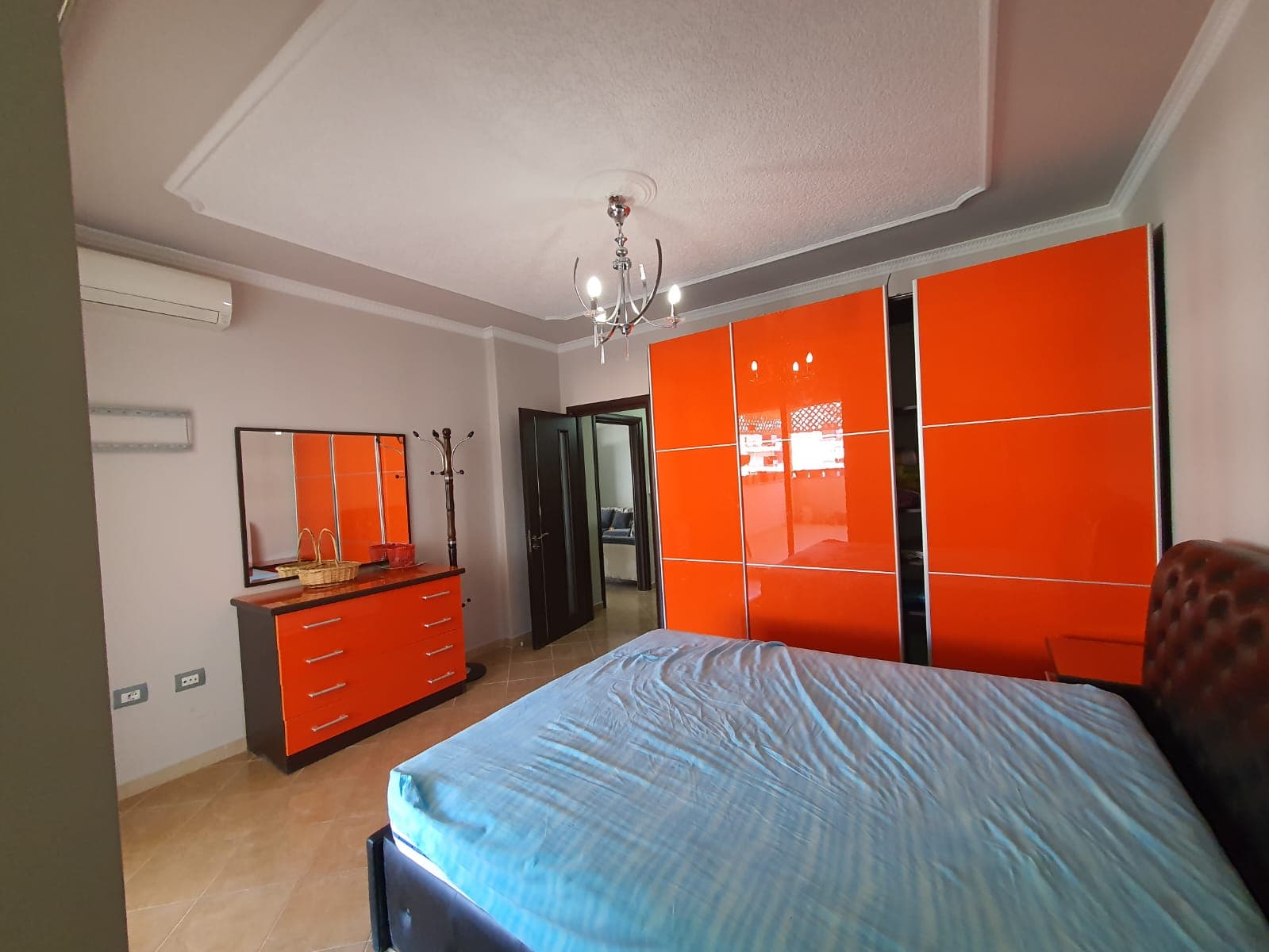 SHITET APARTAMENT 2+1+2+ VERANDE PRANE KAZAZIT,DURRES. 4