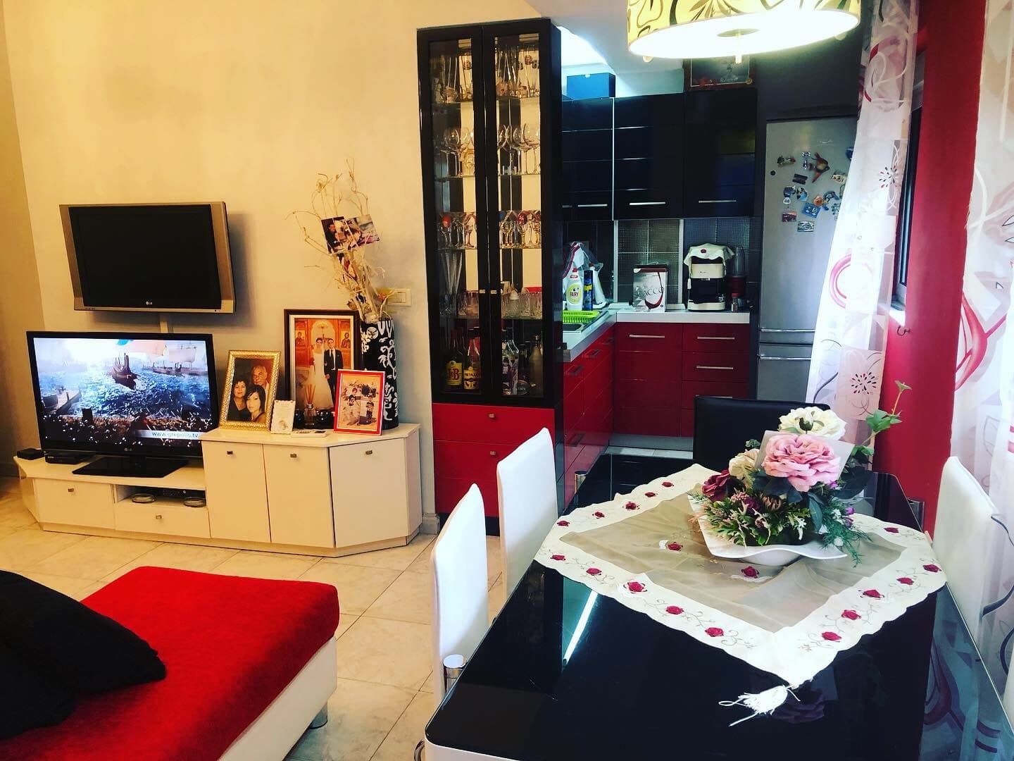SHITET APARTAMENT 1+1 TE MUZEUMI DESHMORVE,DURRES!