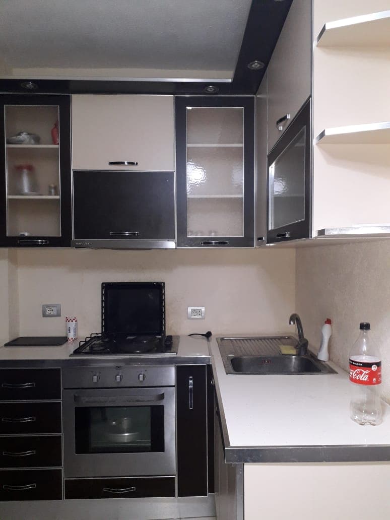 SHITET APARTAMENT 2+1 PRANE HOTEL FLORIDES ,PLAZH,DURRES. 2