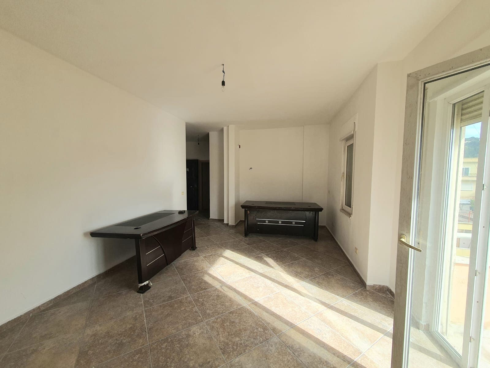 SHITET APARTAMENT 2+1 PRANE HOTEL MAJESTIC,SHKEMBI I KAVAJES,DURRES. 2