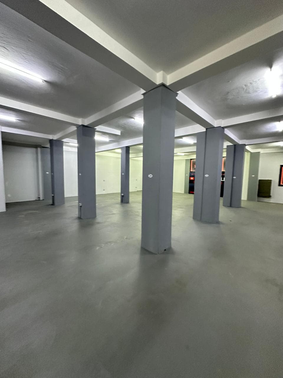 JEPET ME QERA AMBIENT BIZNESI PRANE SPITALIT ,DURRES 4