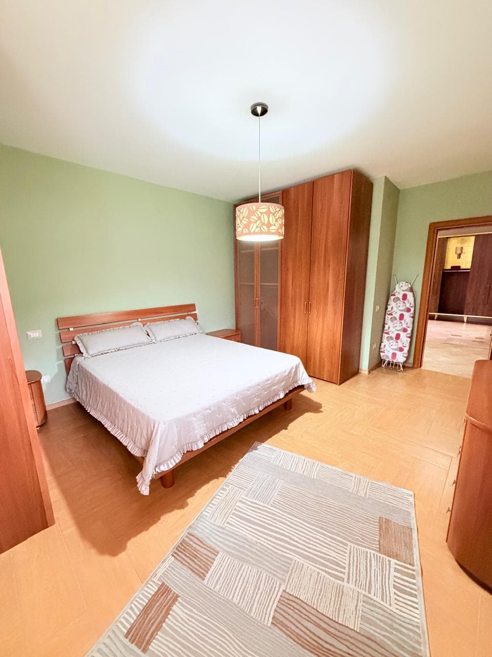 SHITET APARTAMENT 3+1+2+ DEPO VERANDE TEK GOGO RESTORANT VOLLGA DURRES 2