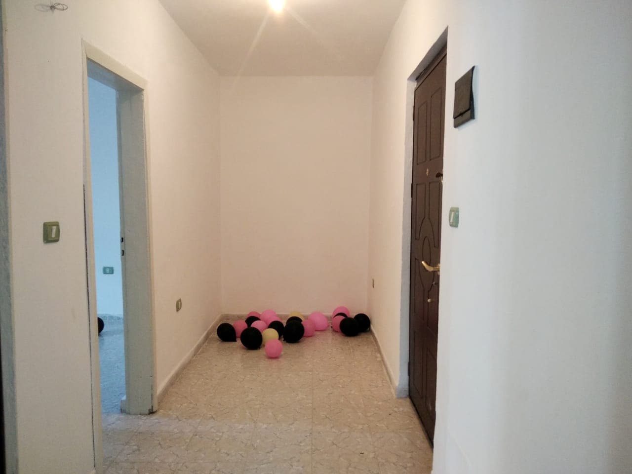 SHITET APARTAMENT 1+1 PRANE SHKOLLES EFTALI, KOCI,DURRES. 4