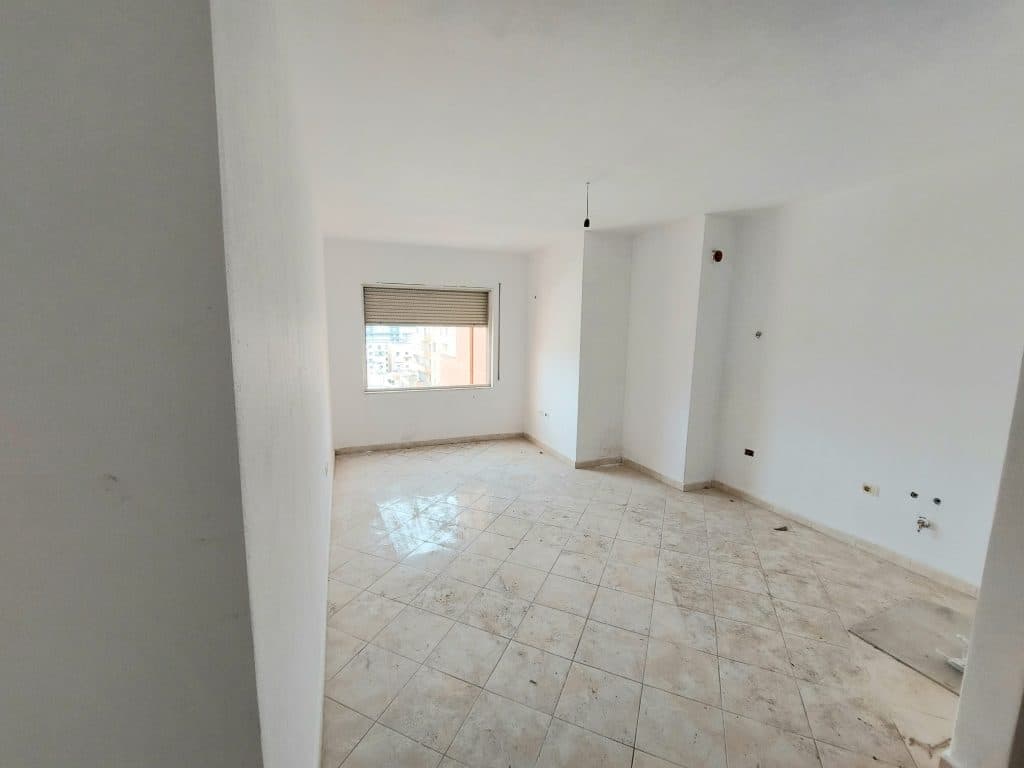 SHITET APARTAMENT 1+1 PRANE RROTES SE KUQE,PLAZH,DURRES.