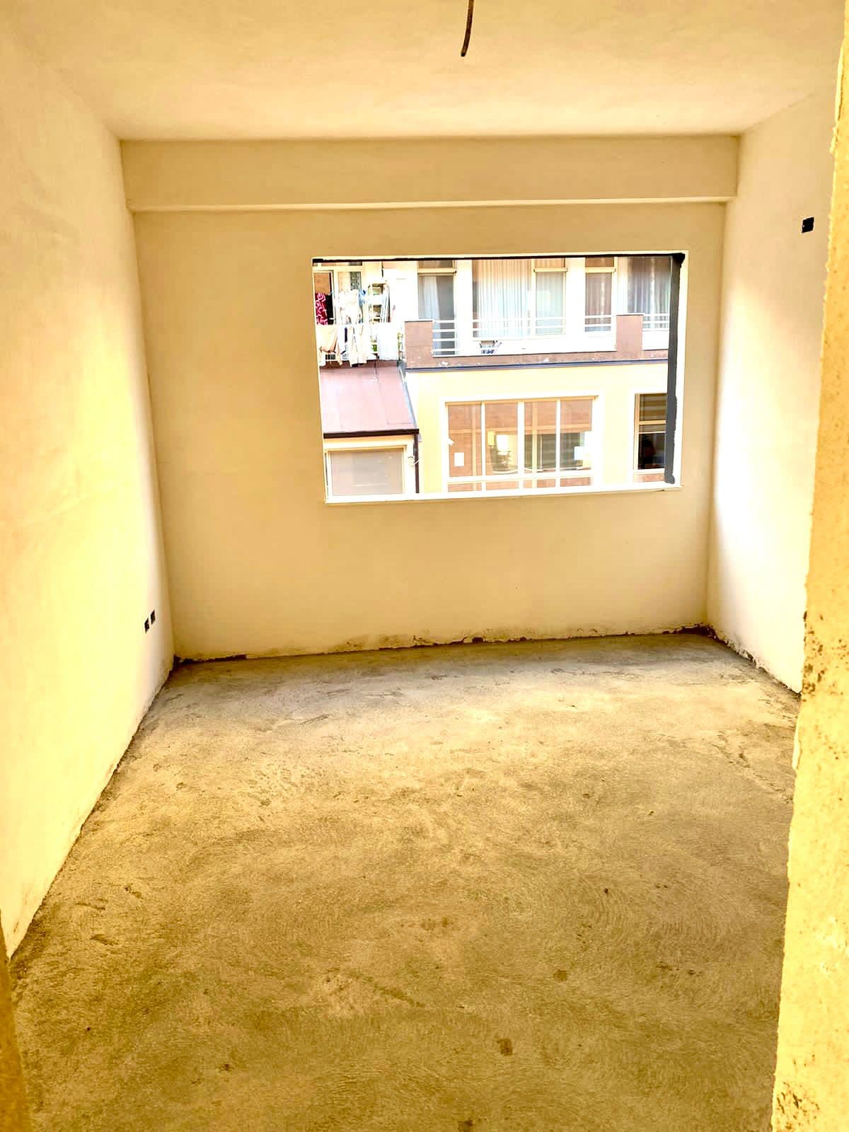 SHITET APARTAMENT 2+1 PRANE VILES SE ZOGUT, DURRES. 3