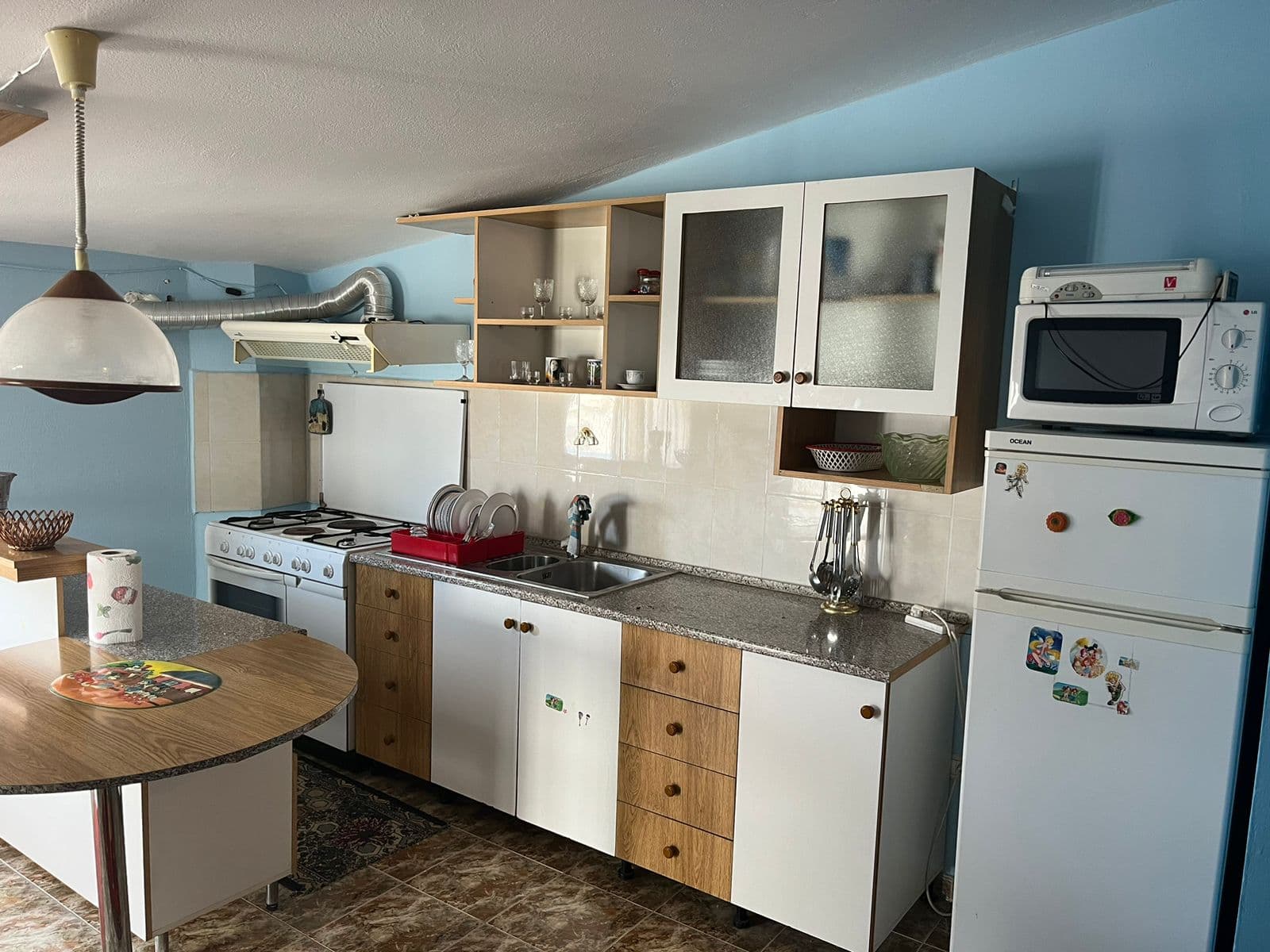 JEPET ME QERA APARTAMENT 1+1, PLAZH, DURRES.
